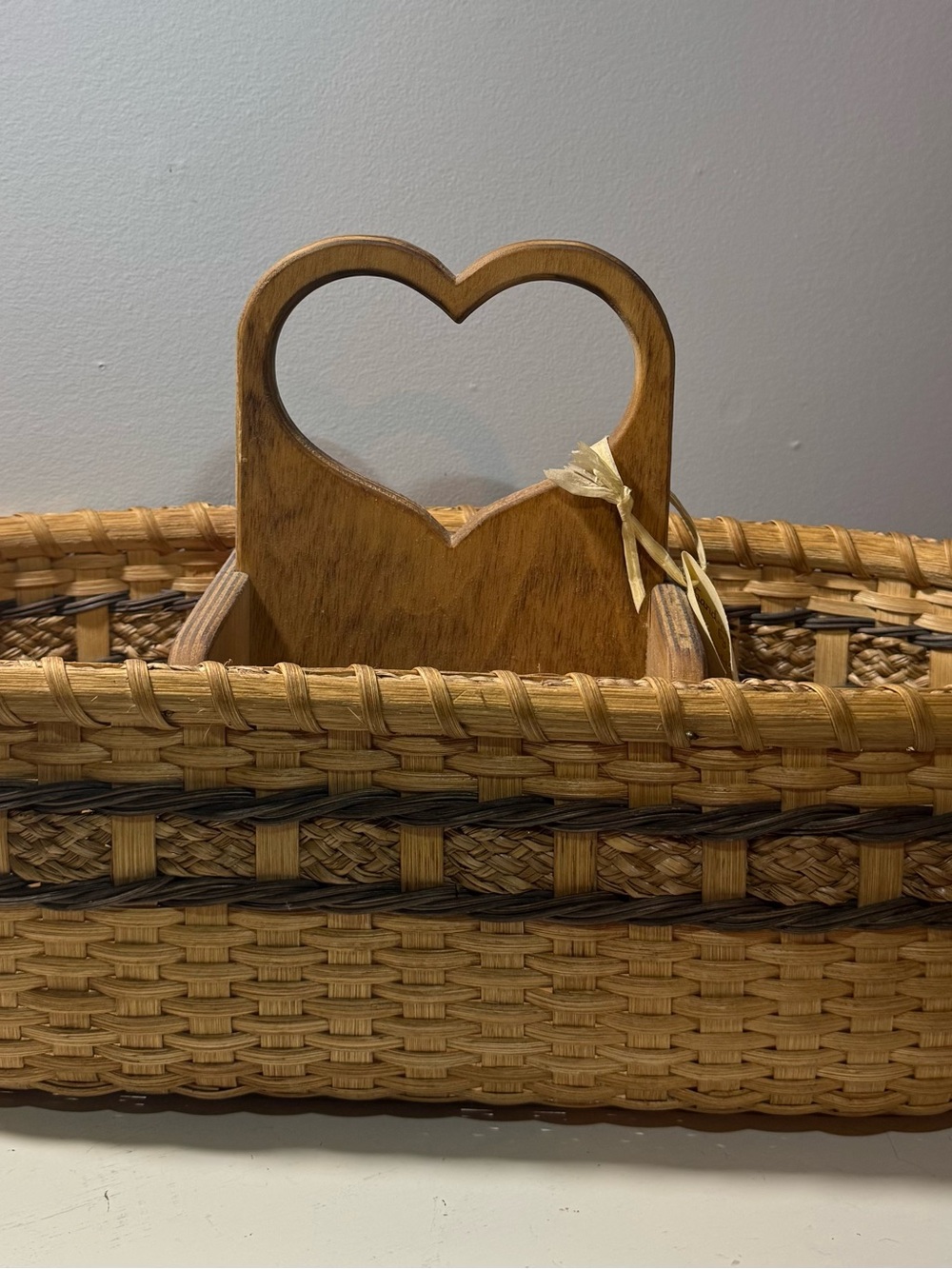 VTG Heart Handle Quilt Maker Caddy Basket w Wood Bottom -CottageCore/GrandmaCore